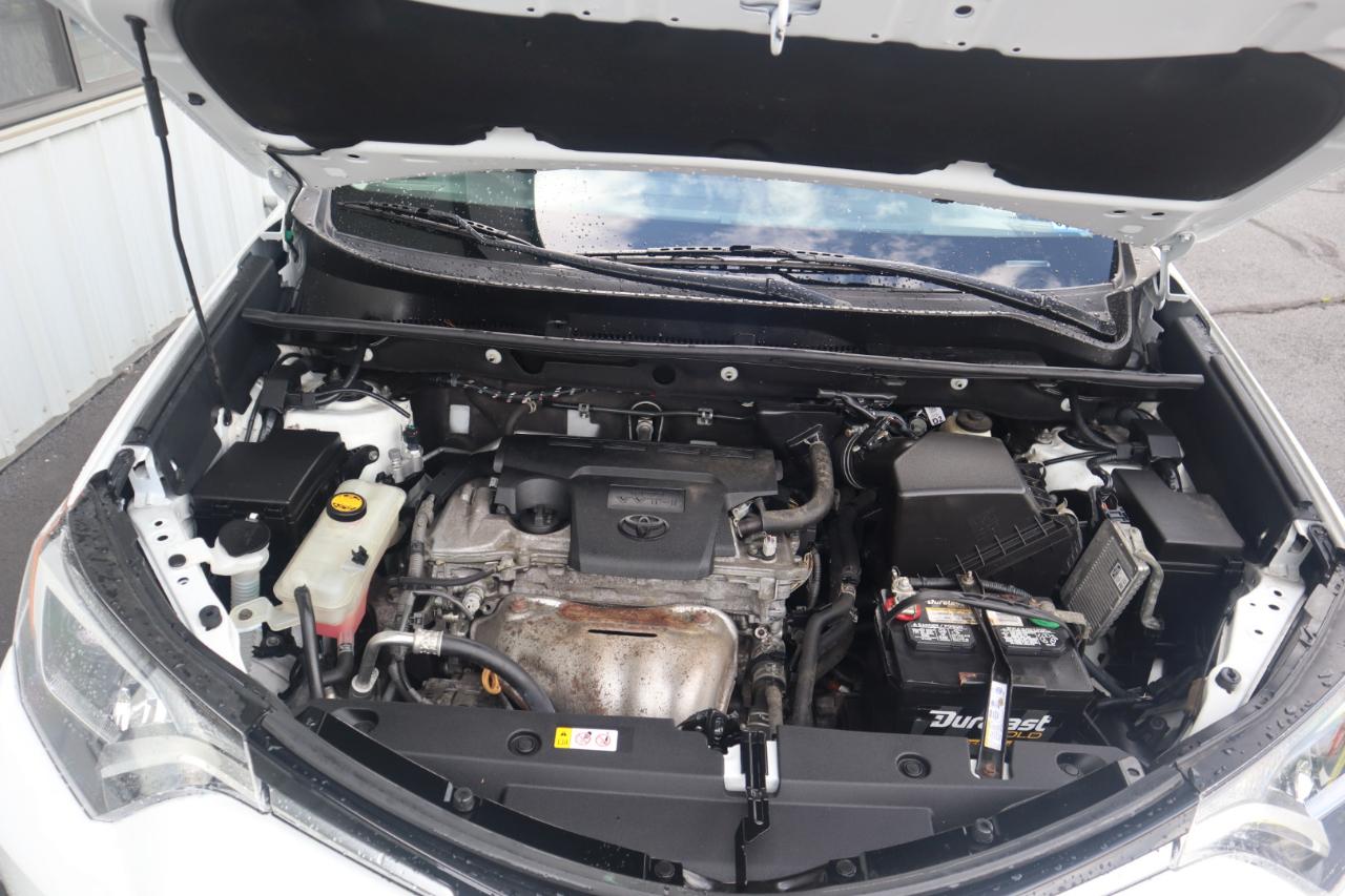 Toyota RAV4 XLE AWD (Natl) 2017