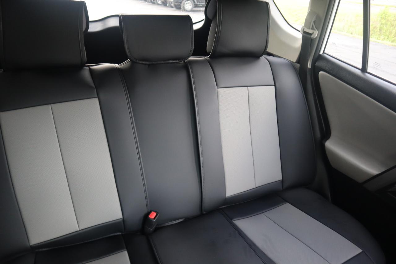 Toyota RAV4 XLE AWD (Natl) 2017