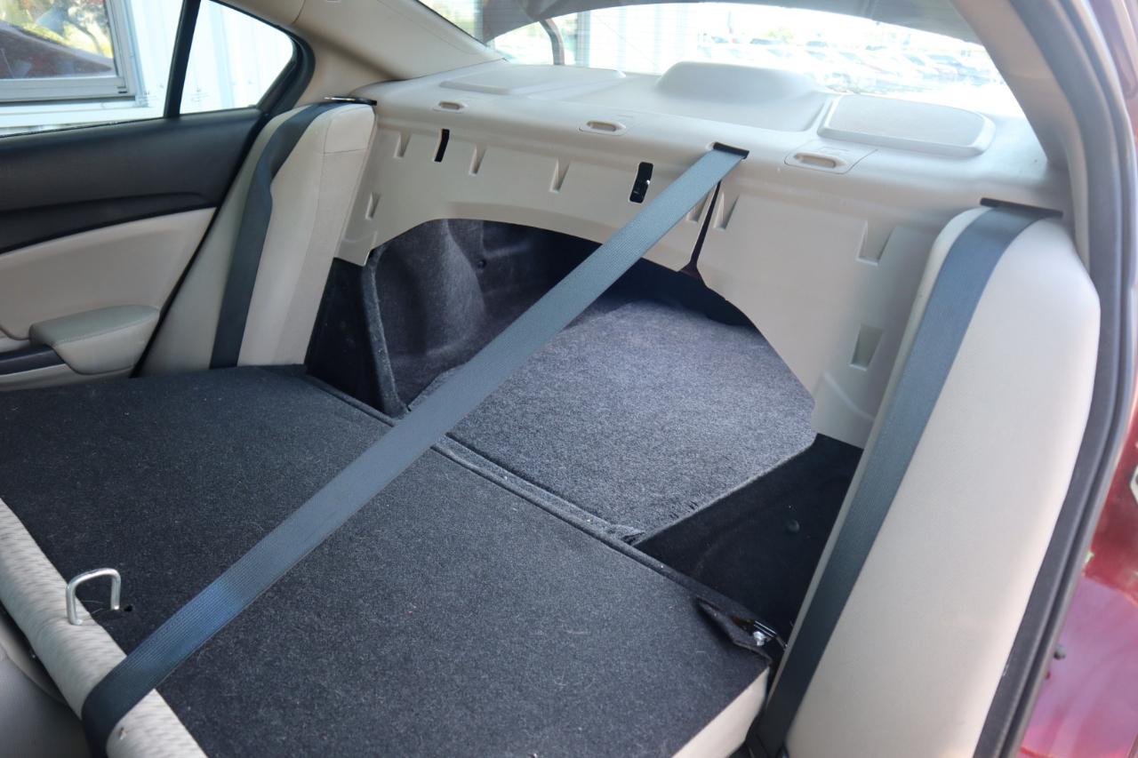 Honda Civic Sedan 4dr CVT LX 2014