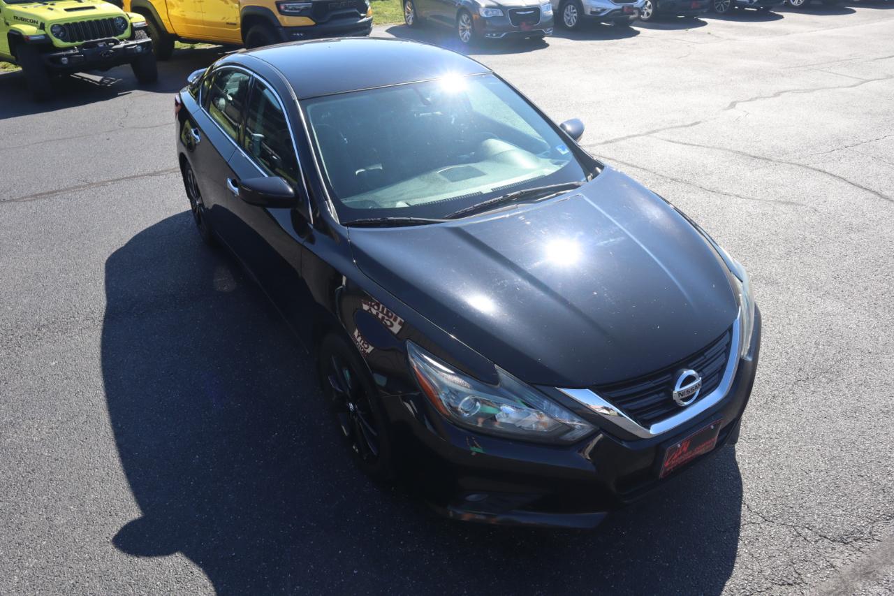 Nissan Altima 2.5 SR Sedan 2017