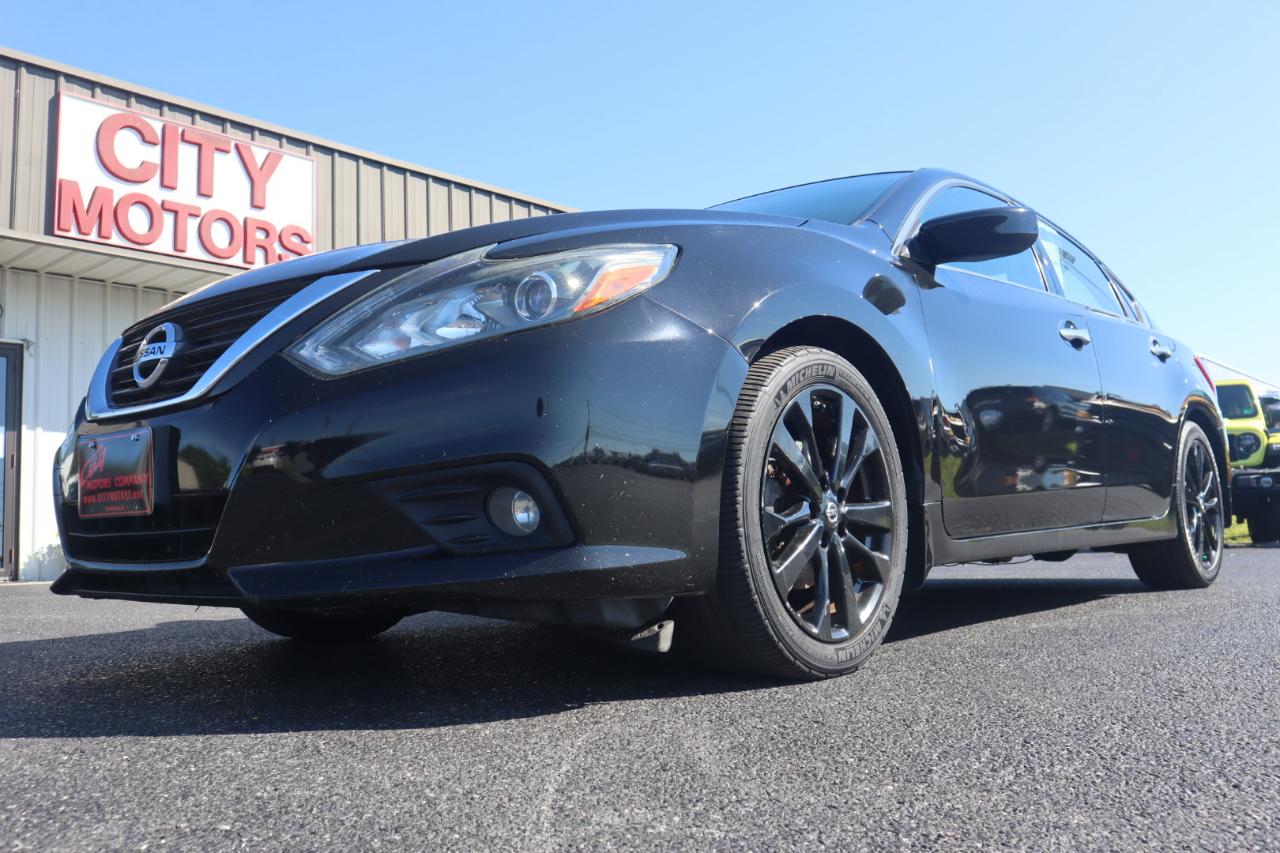 Nissan Altima 2.5 SR Sedan 2017