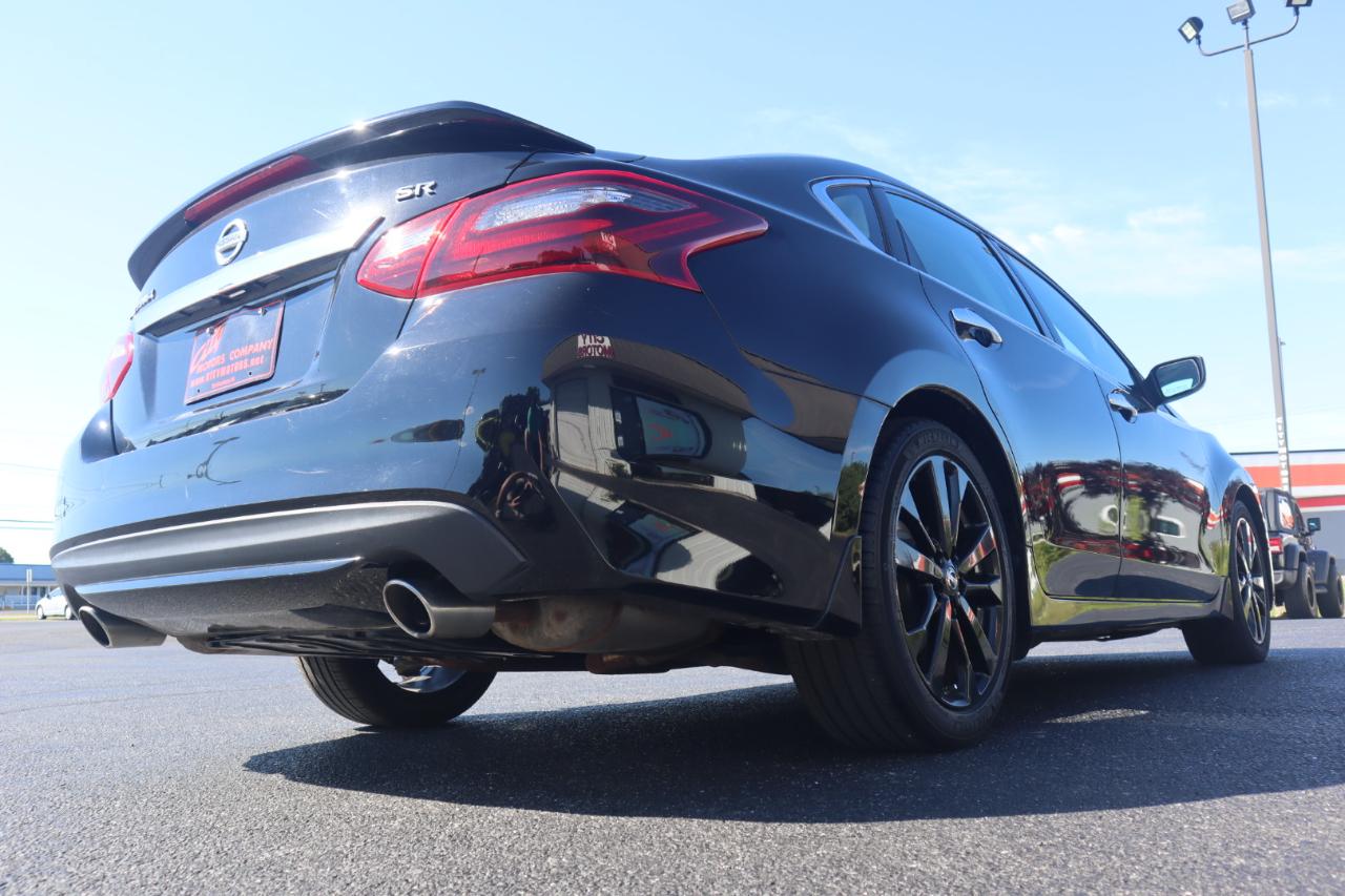 Nissan Altima 2.5 SR Sedan 2017