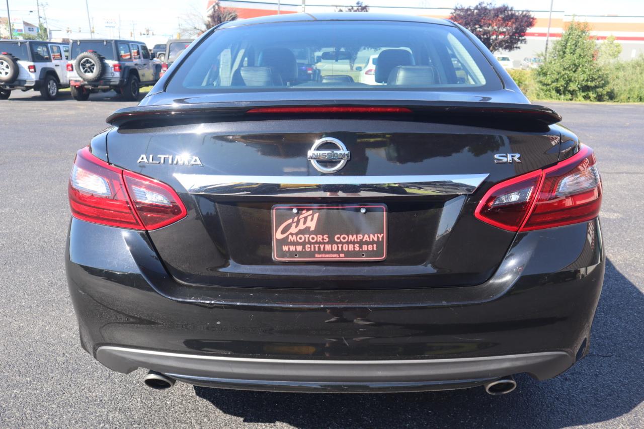 Nissan Altima 2.5 SR Sedan 2017