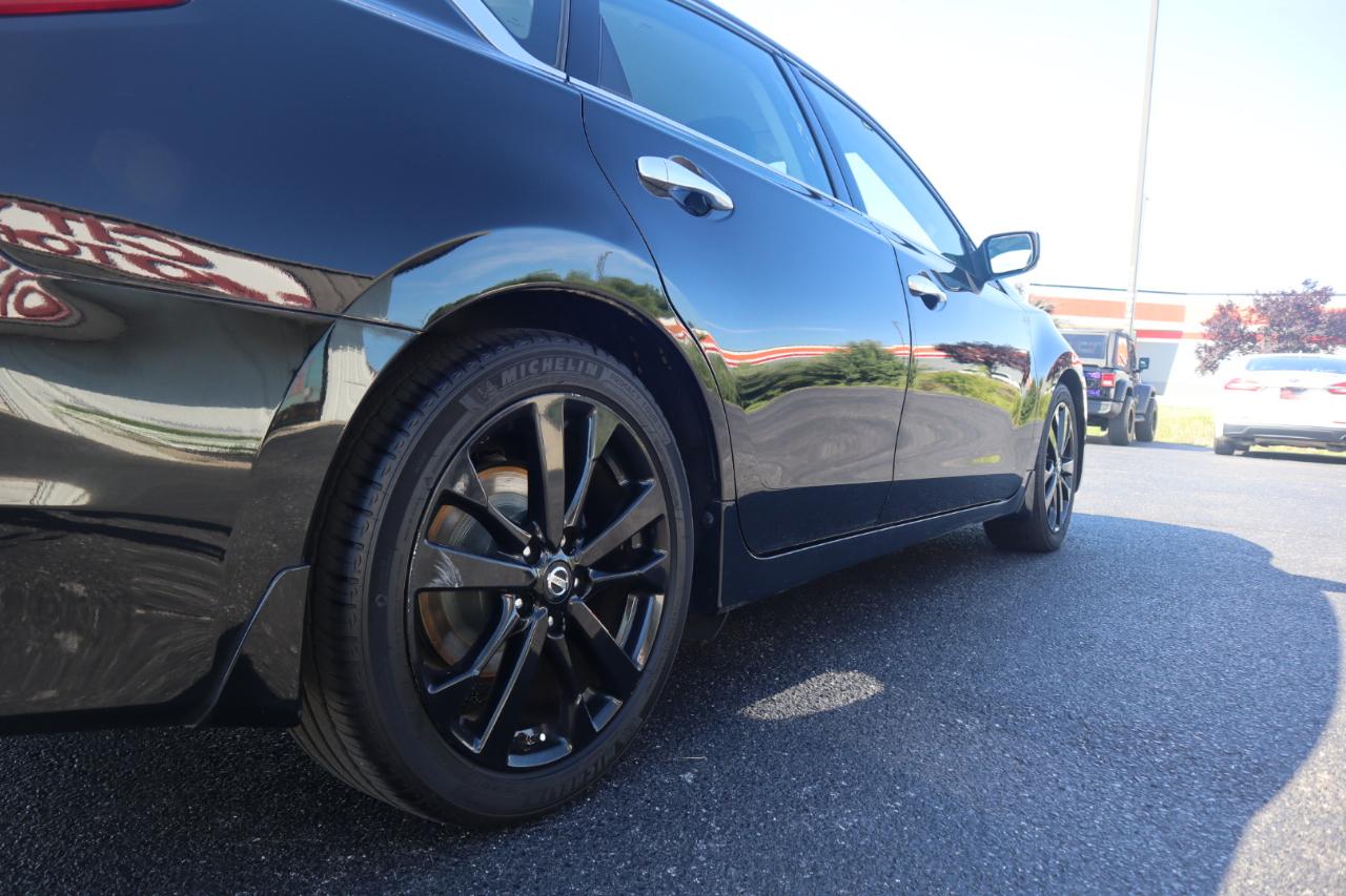 Nissan Altima 2.5 SR Sedan 2017