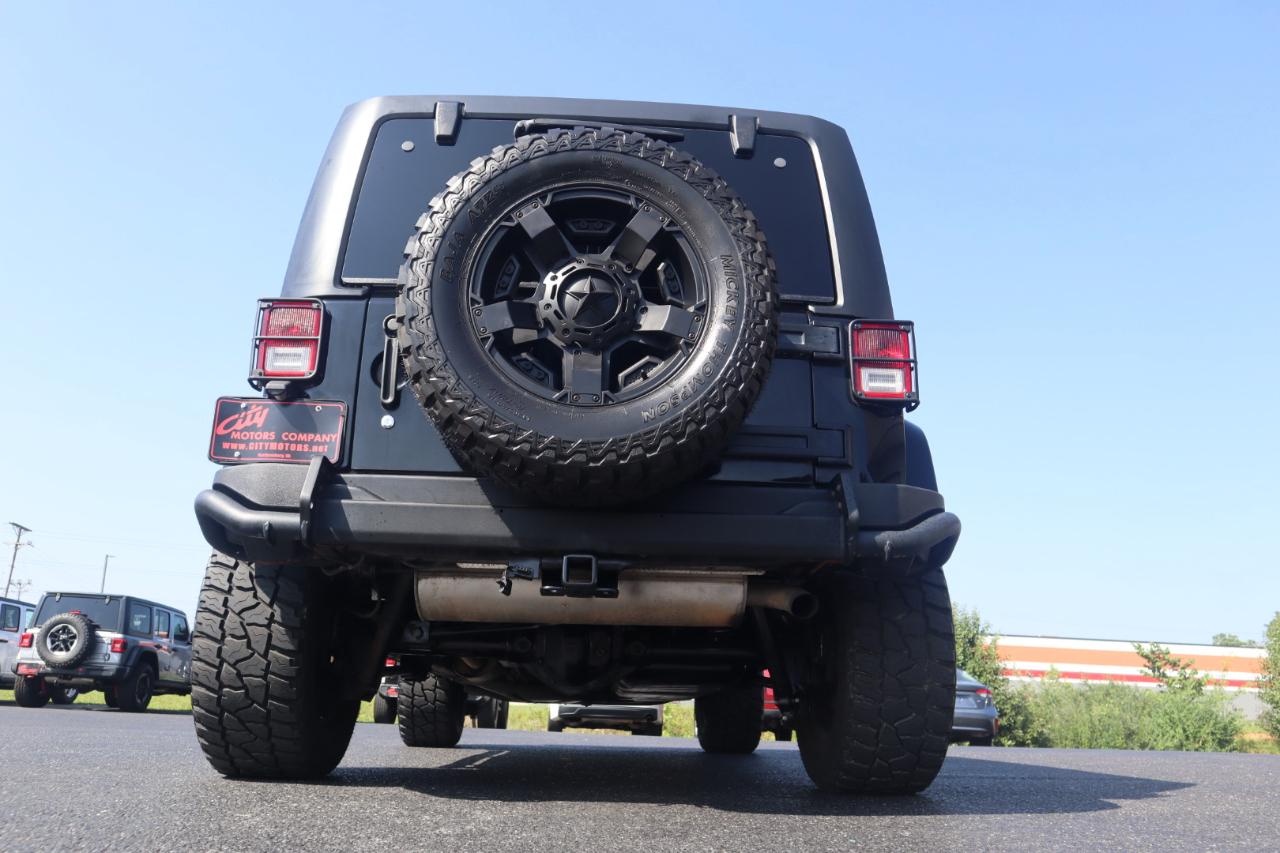 Jeep Wrangler Unlimited 4WD 4dr Sahara 2015