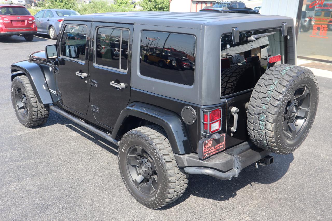 Jeep Wrangler Unlimited 4WD 4dr Sahara 2015