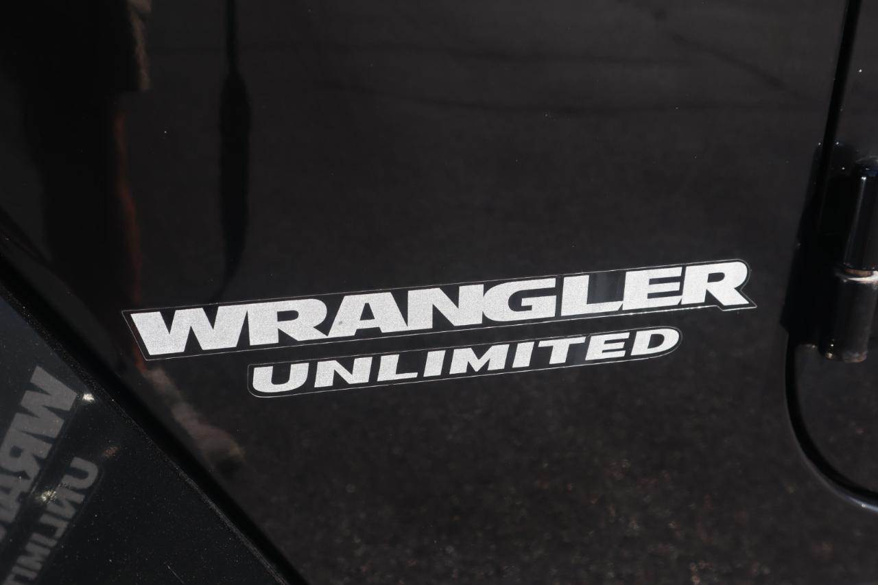 Jeep Wrangler Unlimited 4WD 4dr Sahara 2015
