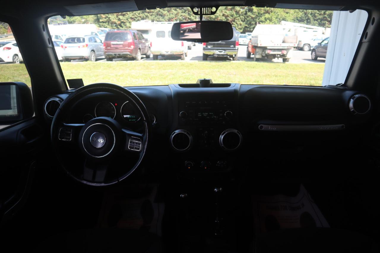 Jeep Wrangler Unlimited 4WD 4dr Sahara 2015