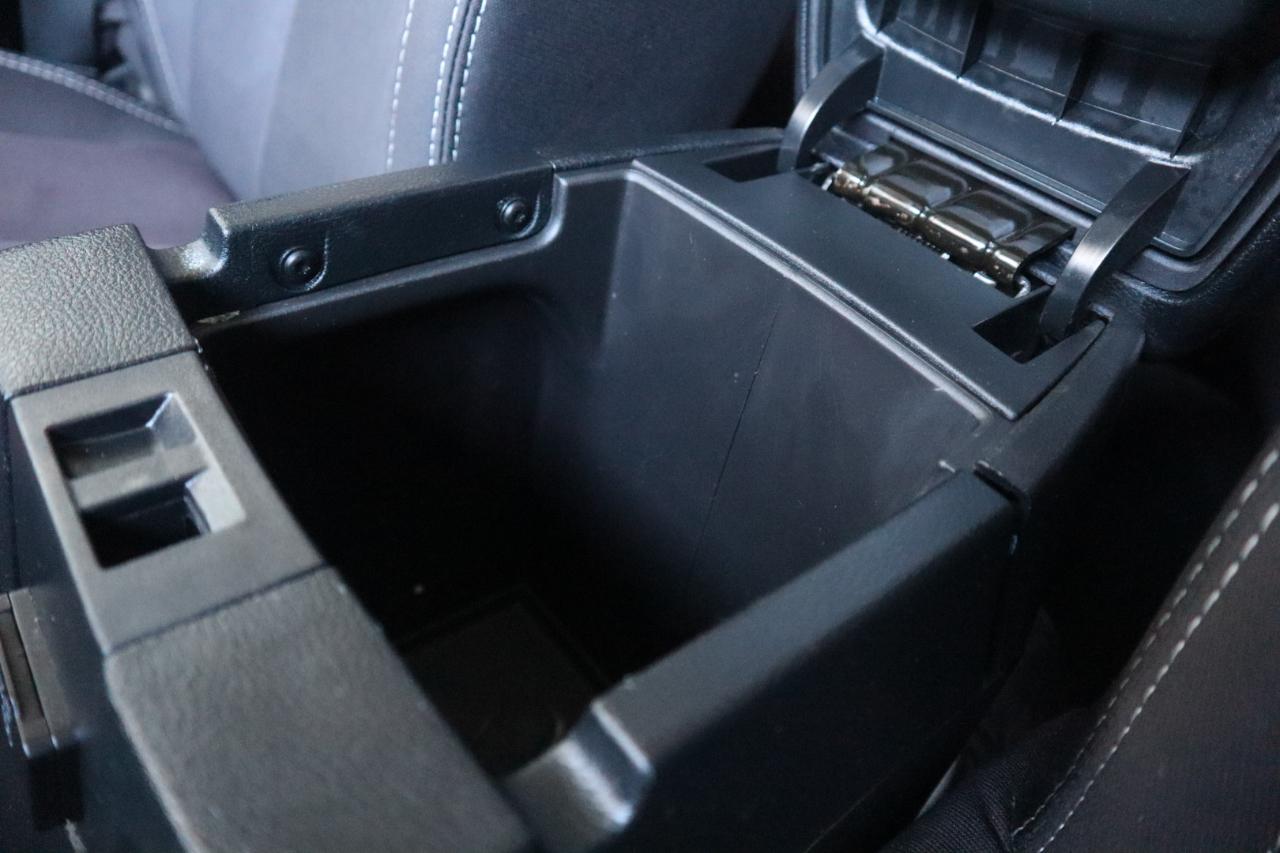 Jeep Wrangler Unlimited 4WD 4dr Sahara 2015