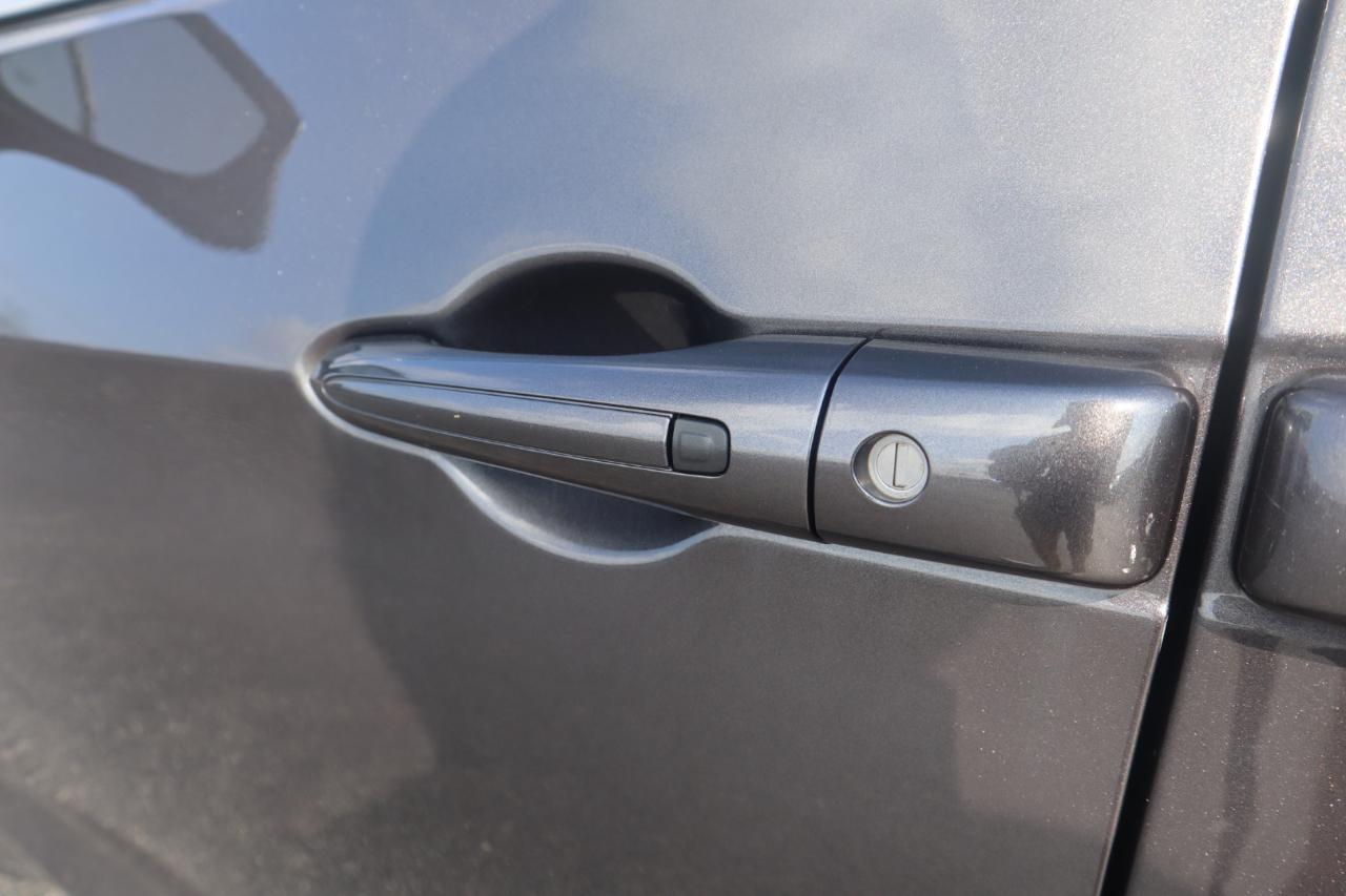 Chrysler Voyager LX FWD 2023
