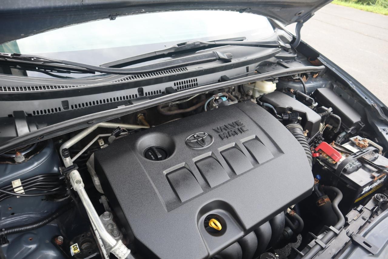 Toyota Corolla 4dr Sdn CVT LE ECO (Natl) 2014