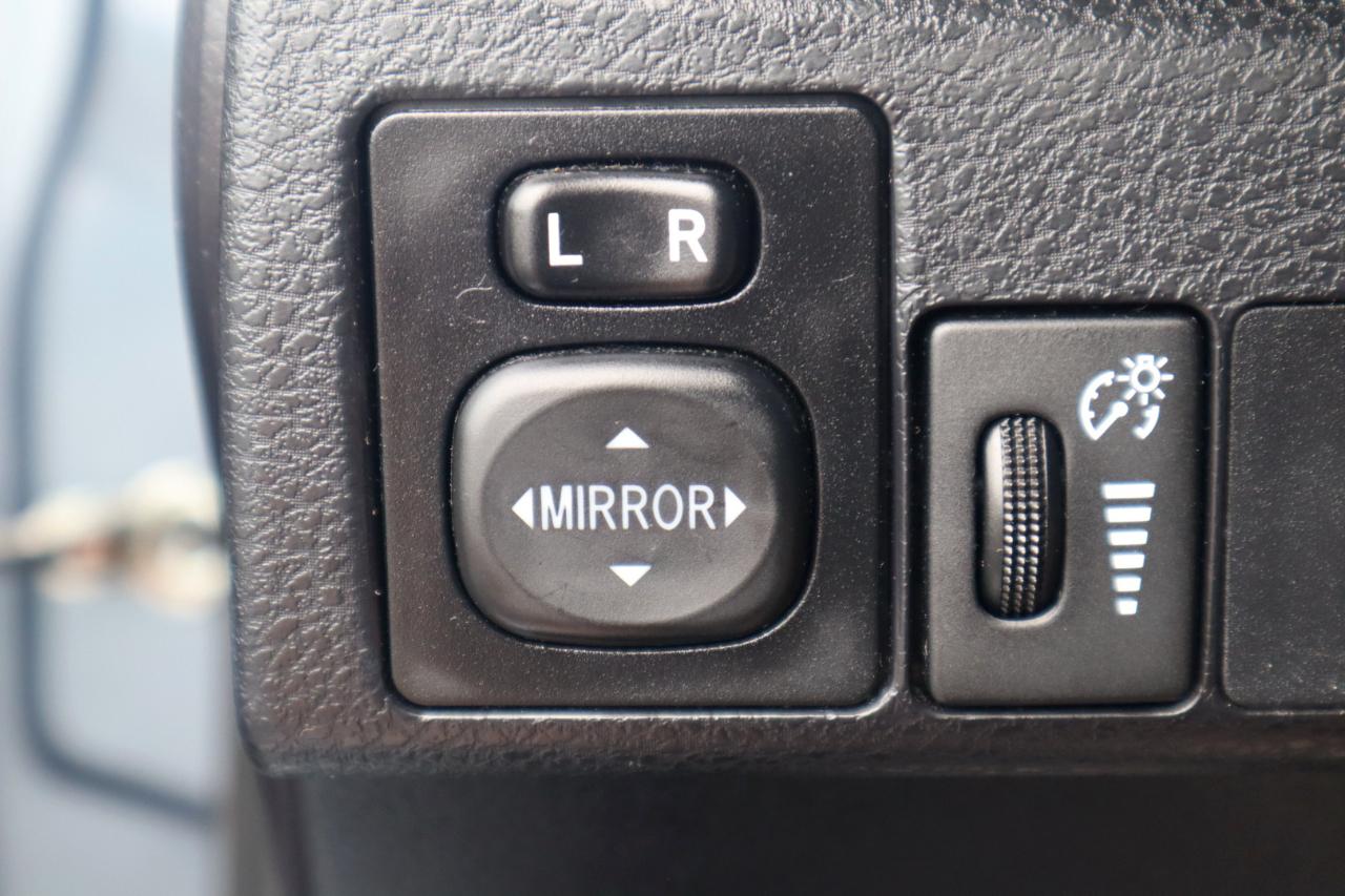 Toyota Corolla 4dr Sdn CVT LE ECO (Natl) 2014