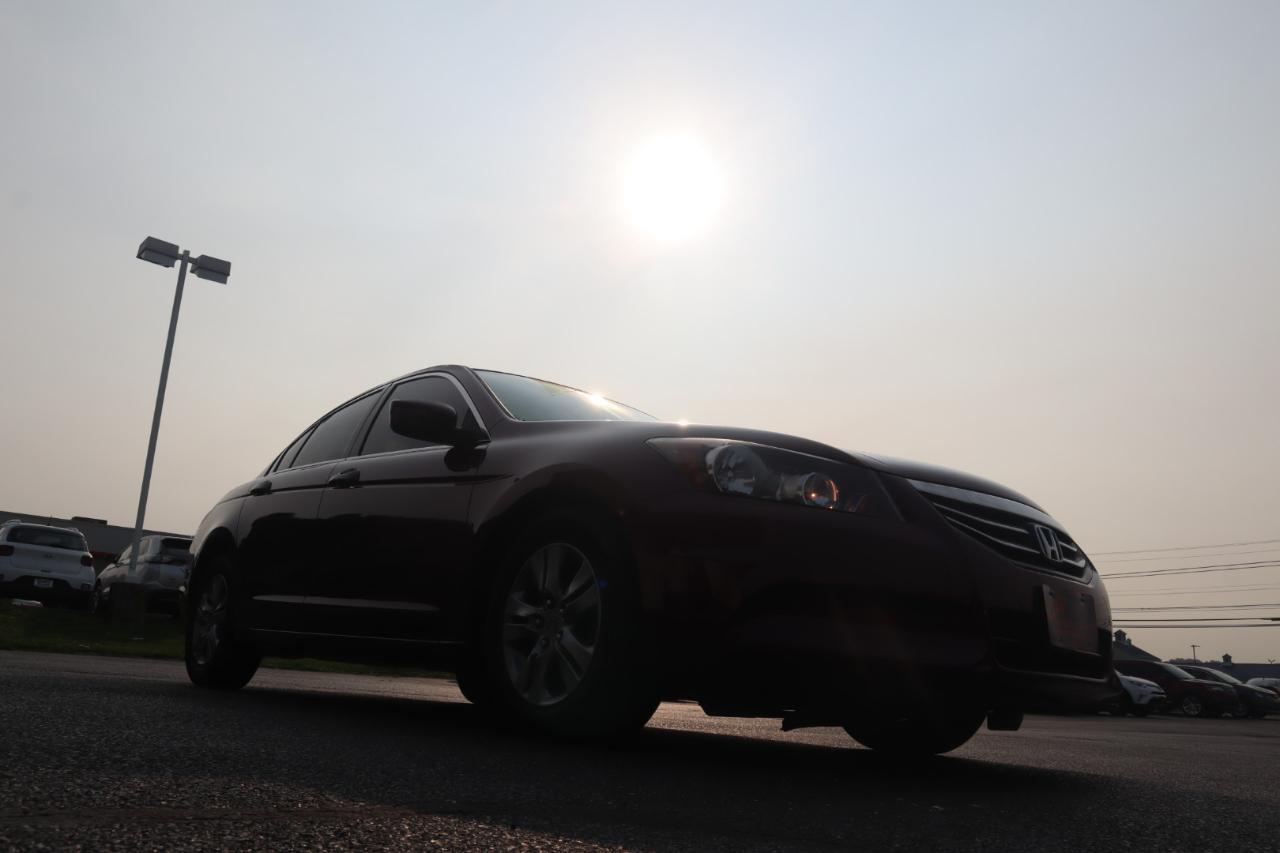Honda Accord Sdn 4dr I4 Auto LX Premium 2012