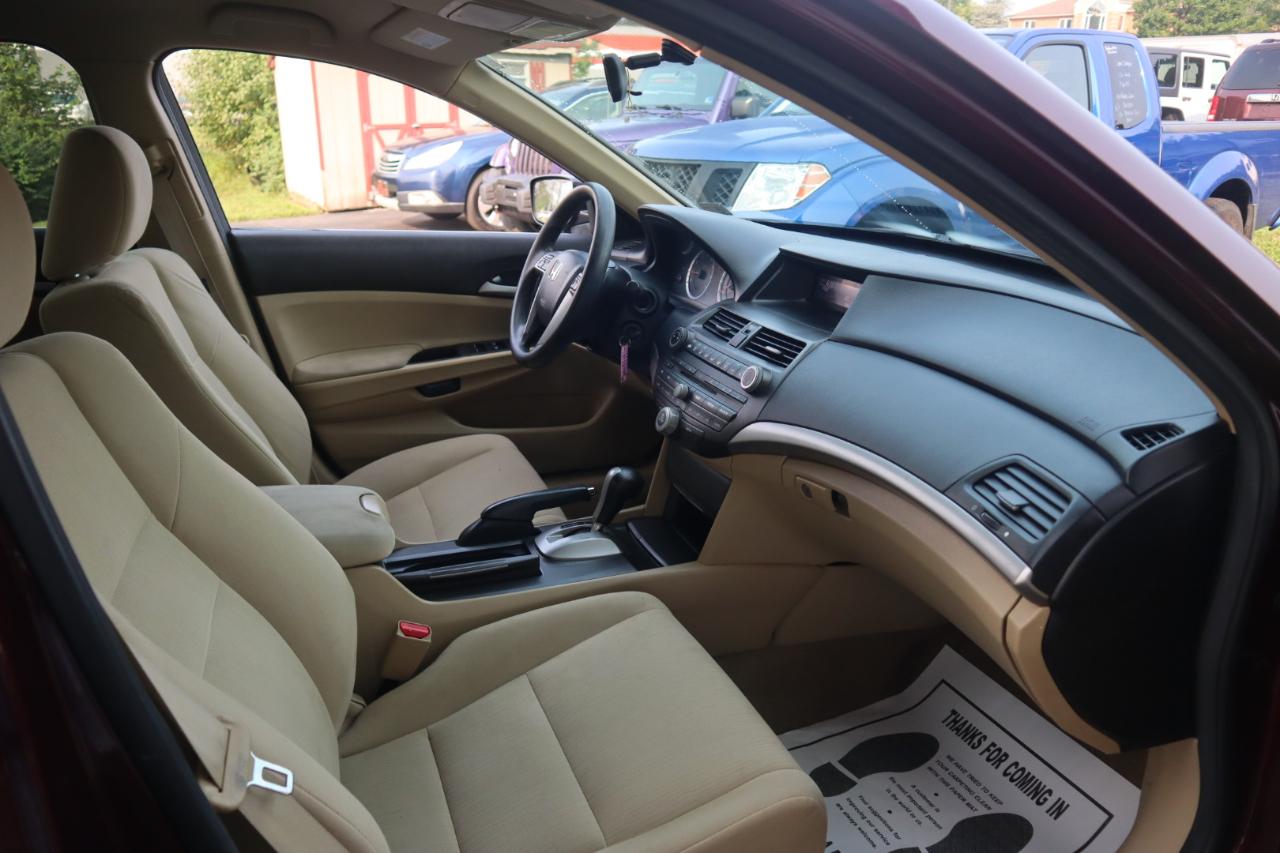 Honda Accord Sdn 4dr I4 Auto LX Premium 2012