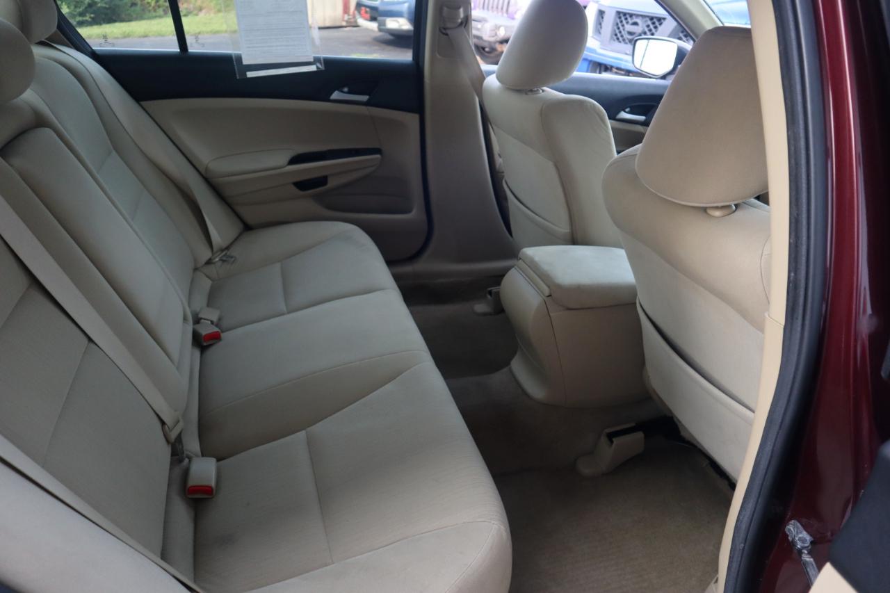Honda Accord Sdn 4dr I4 Auto LX Premium 2012