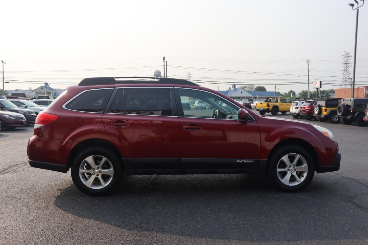 Subaru Outback 4dr Wgn H4 Auto 2.5i Limited 2013