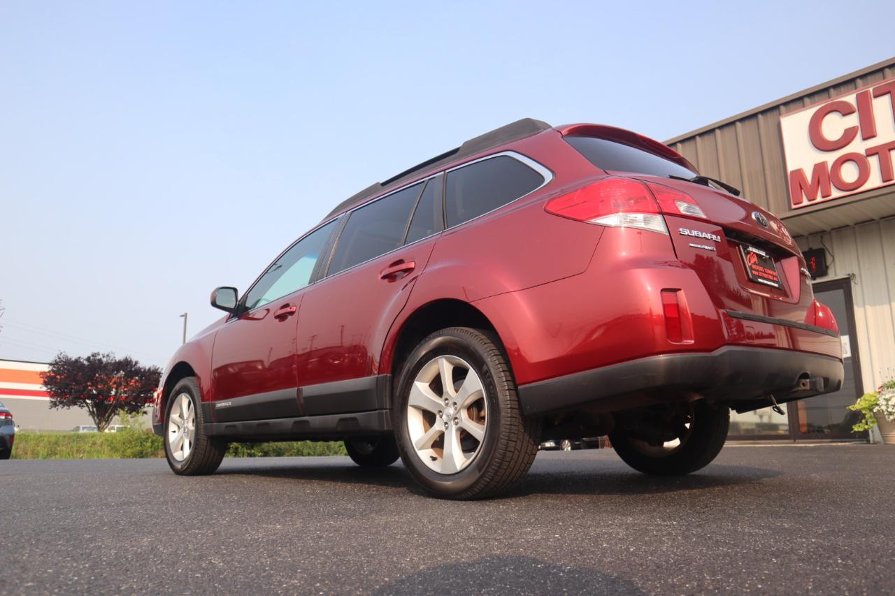 Subaru Outback 4dr Wgn H4 Auto 2.5i Limited 2013