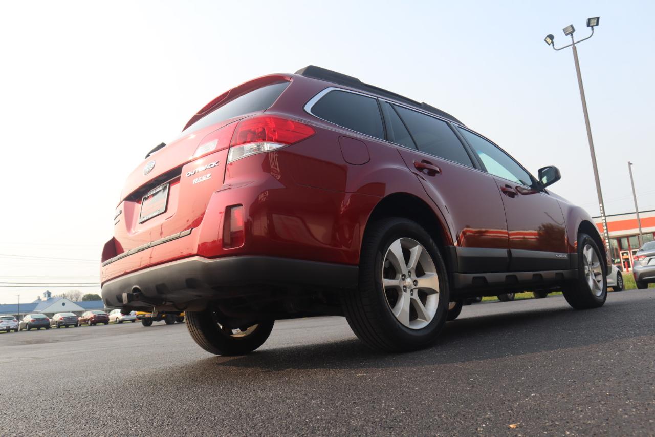 Subaru Outback 4dr Wgn H4 Auto 2.5i Limited 2013