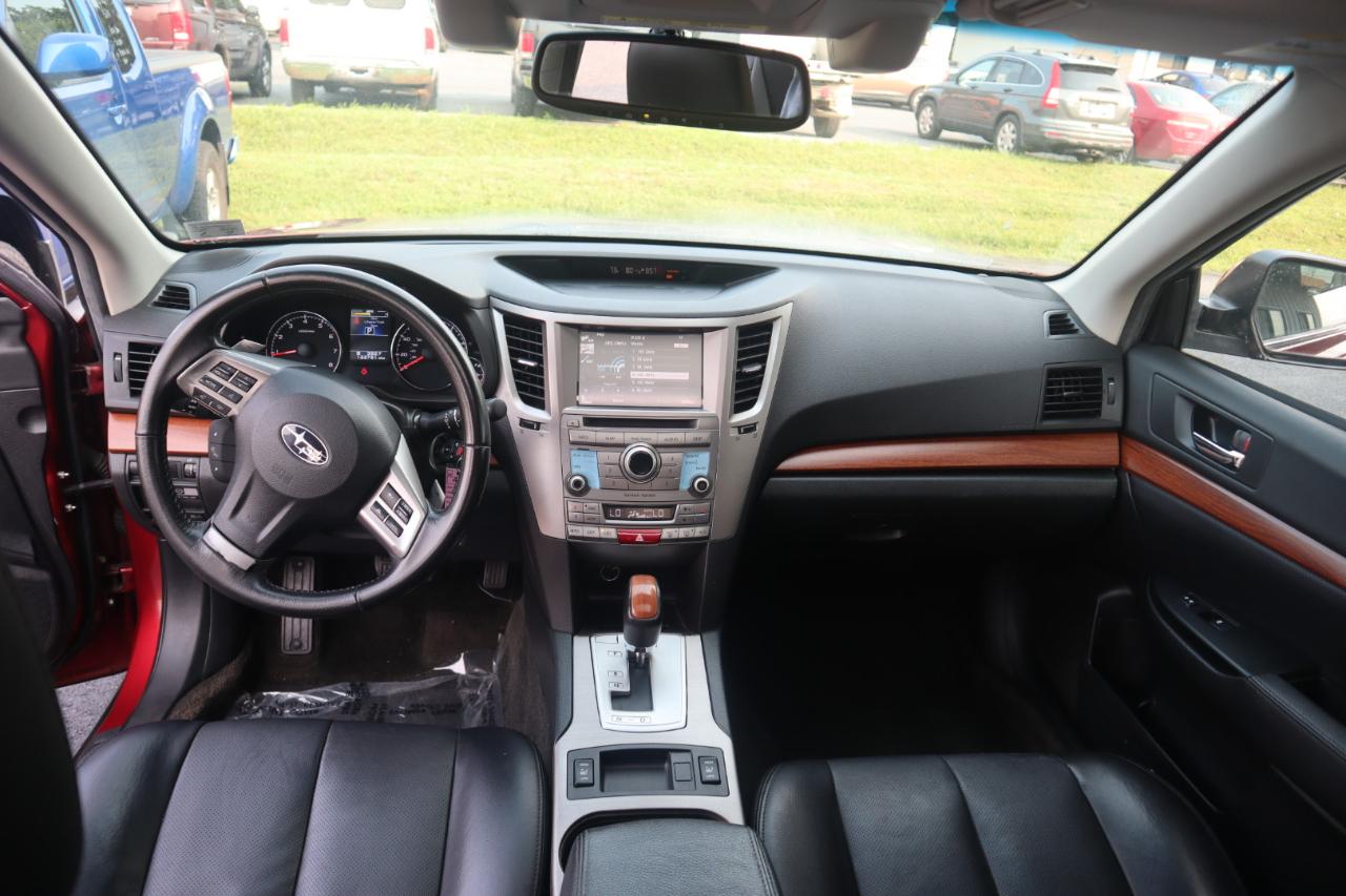 Subaru Outback 4dr Wgn H4 Auto 2.5i Limited 2013
