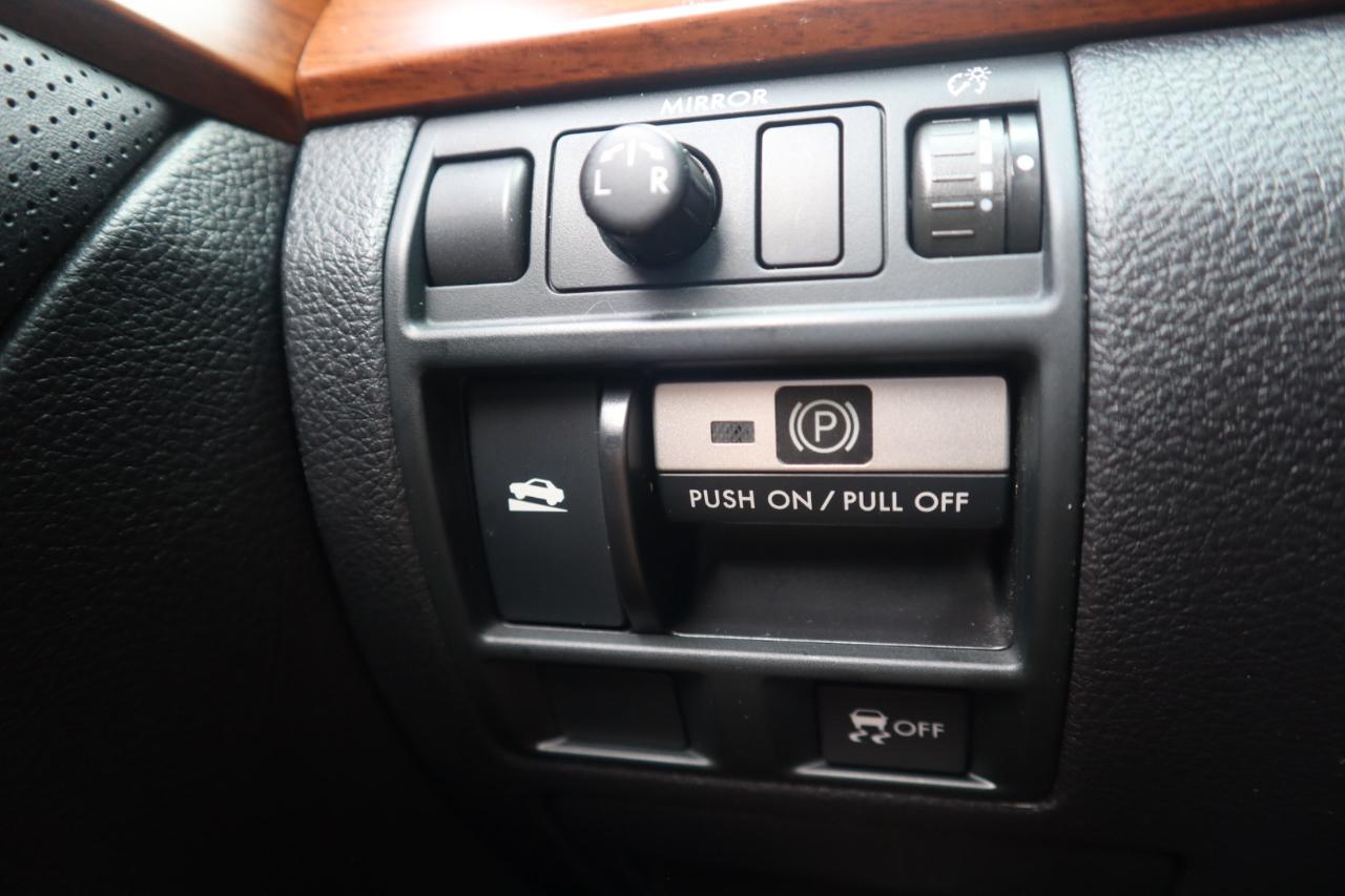 Subaru Outback 4dr Wgn H4 Auto 2.5i Limited 2013
