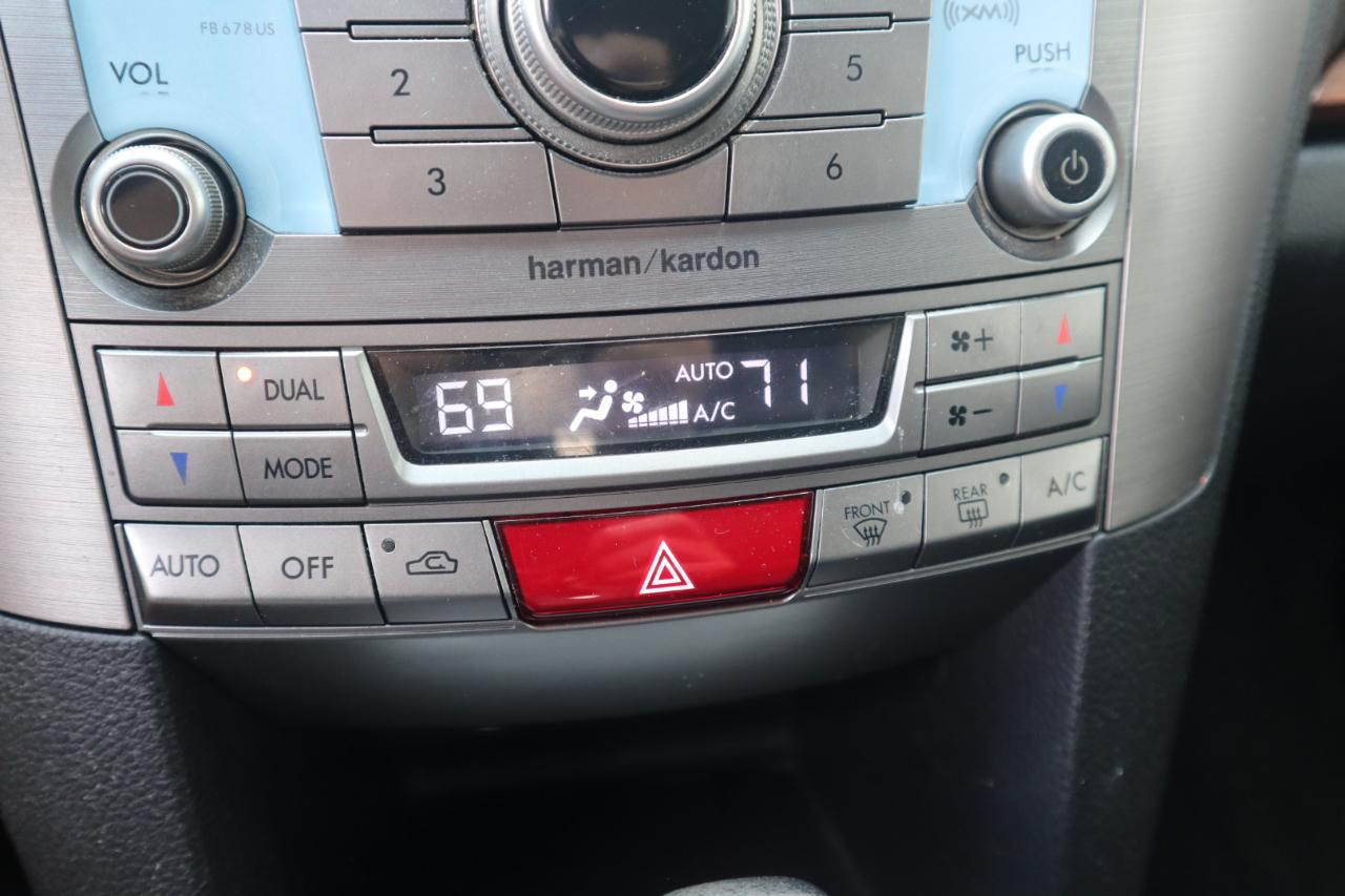 Subaru Outback 4dr Wgn H4 Auto 2.5i Limited 2013