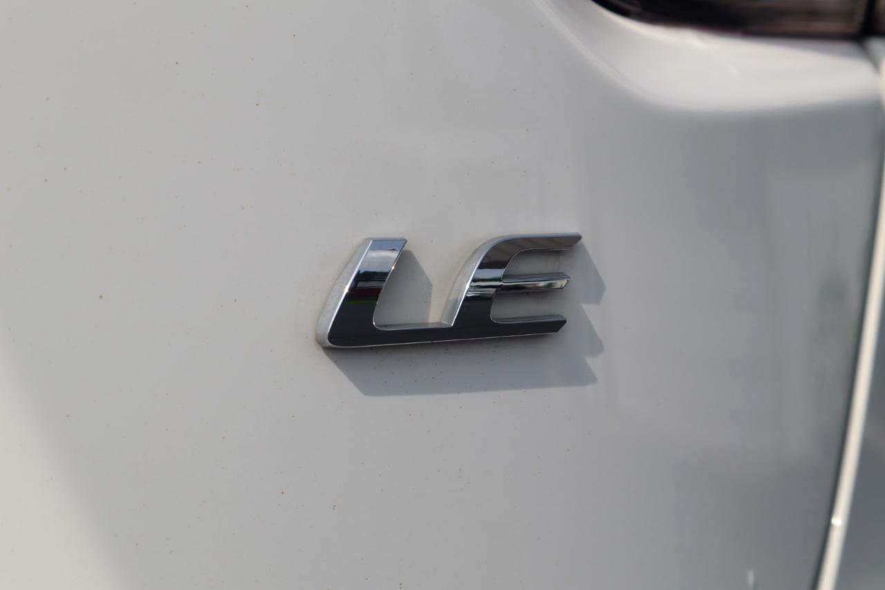 Toyota Corolla LE CVT (Natl) 2023