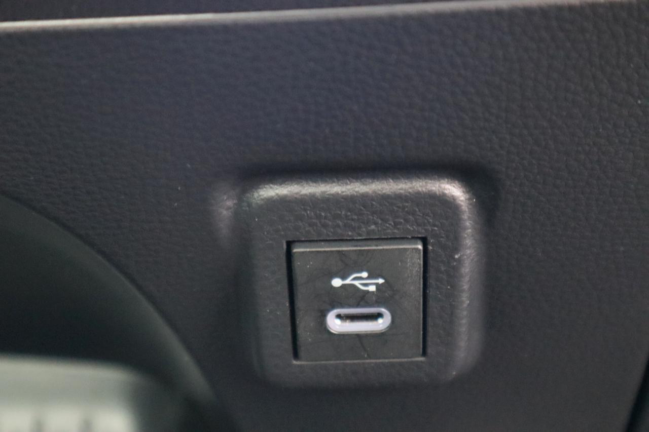 Toyota Corolla LE CVT (Natl) 2023