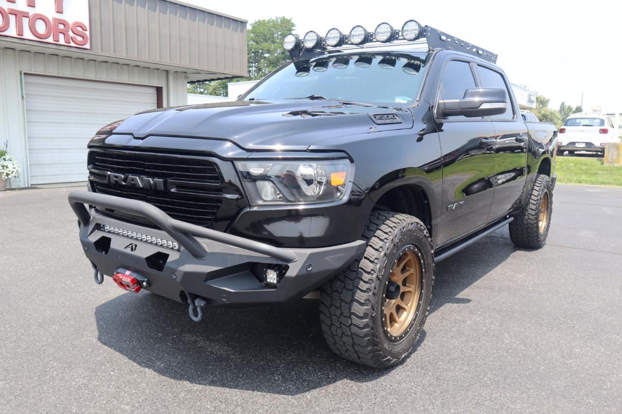 RAM 1500 Big Horn/Lone Star 4x4 Crew Cab 5'7" Box 2019