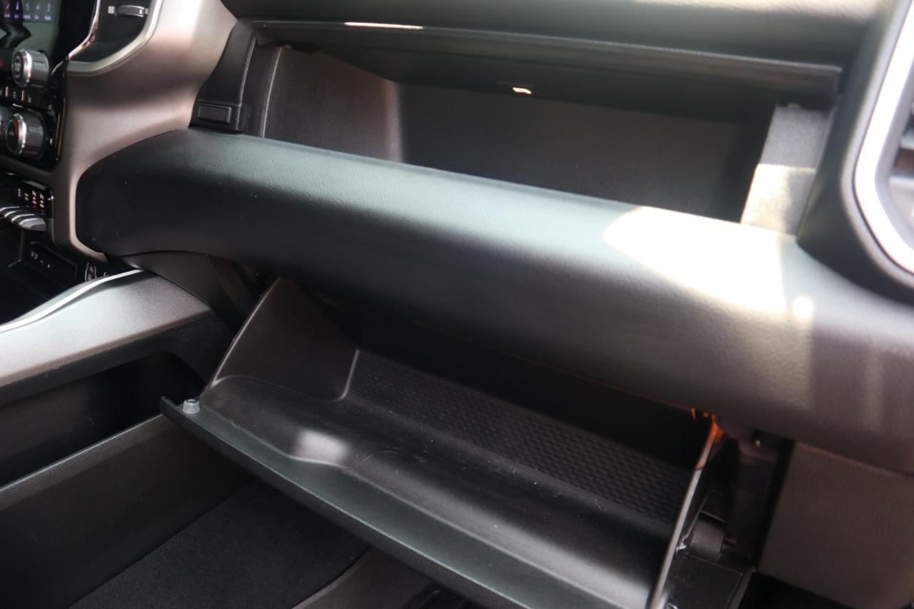 RAM 1500 Big Horn/Lone Star 4x4 Crew Cab 5'7" Box 2019