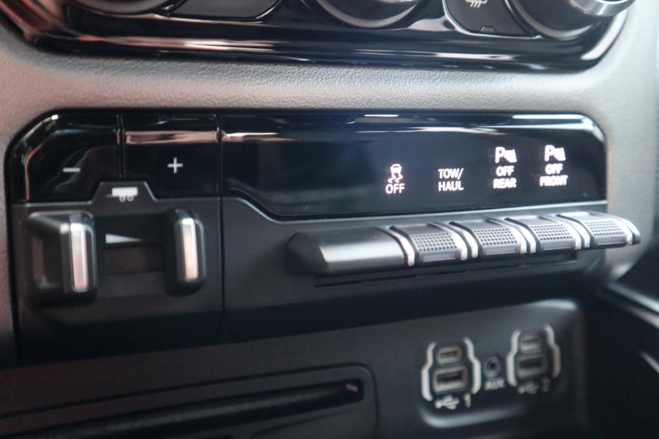 RAM 1500 Big Horn/Lone Star 4x4 Crew Cab 5'7" Box 2019