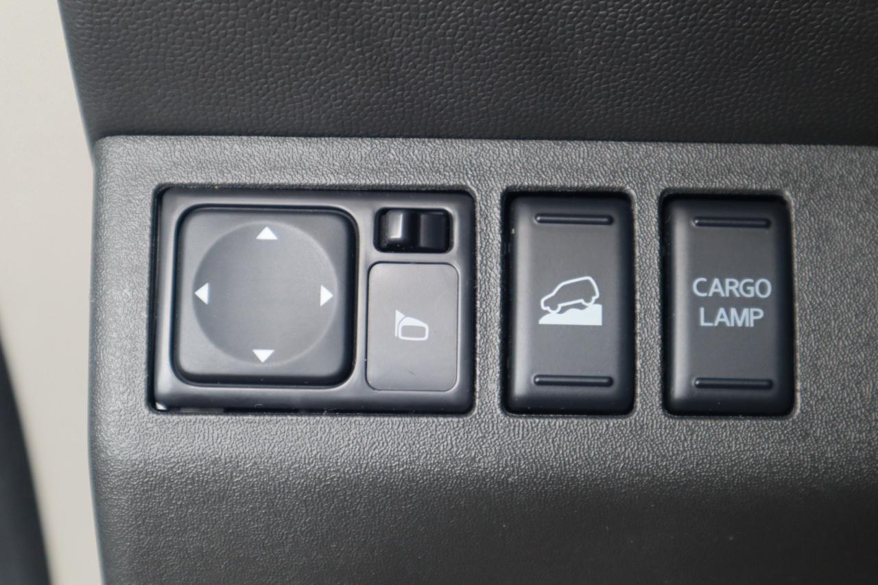Nissan Frontier 4WD King Cab Auto PRO-4X 2013