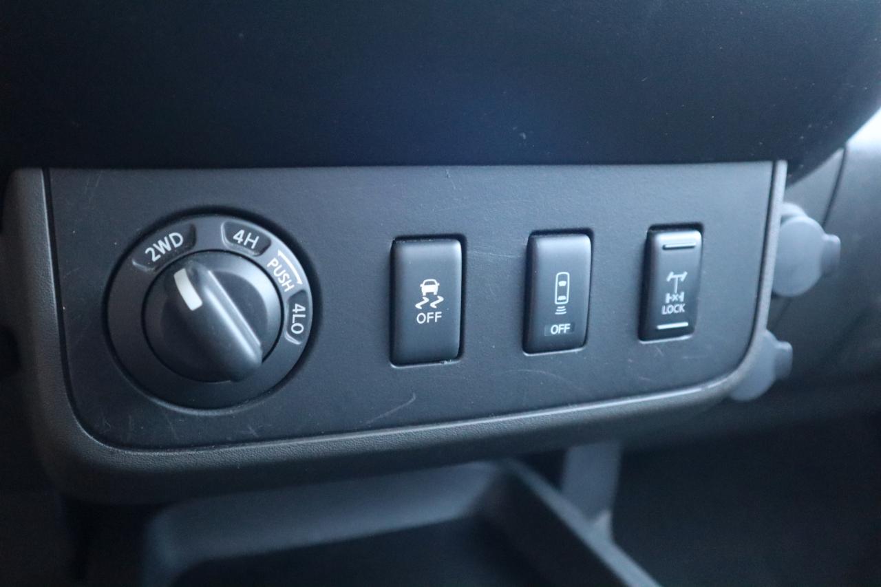 Nissan Frontier 4WD King Cab Auto PRO-4X 2013