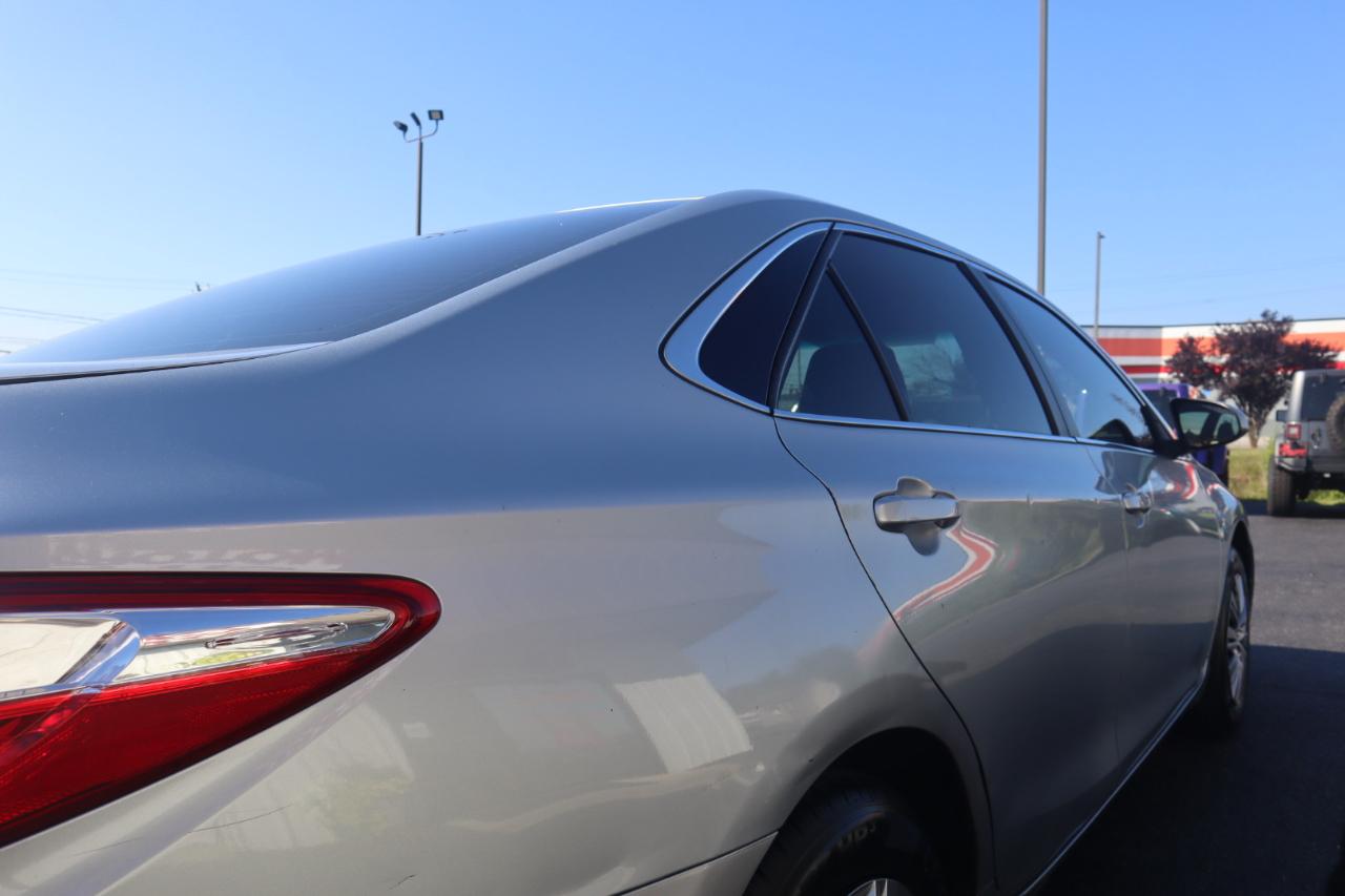 Toyota Camry XLE Auto (Natl) 2017