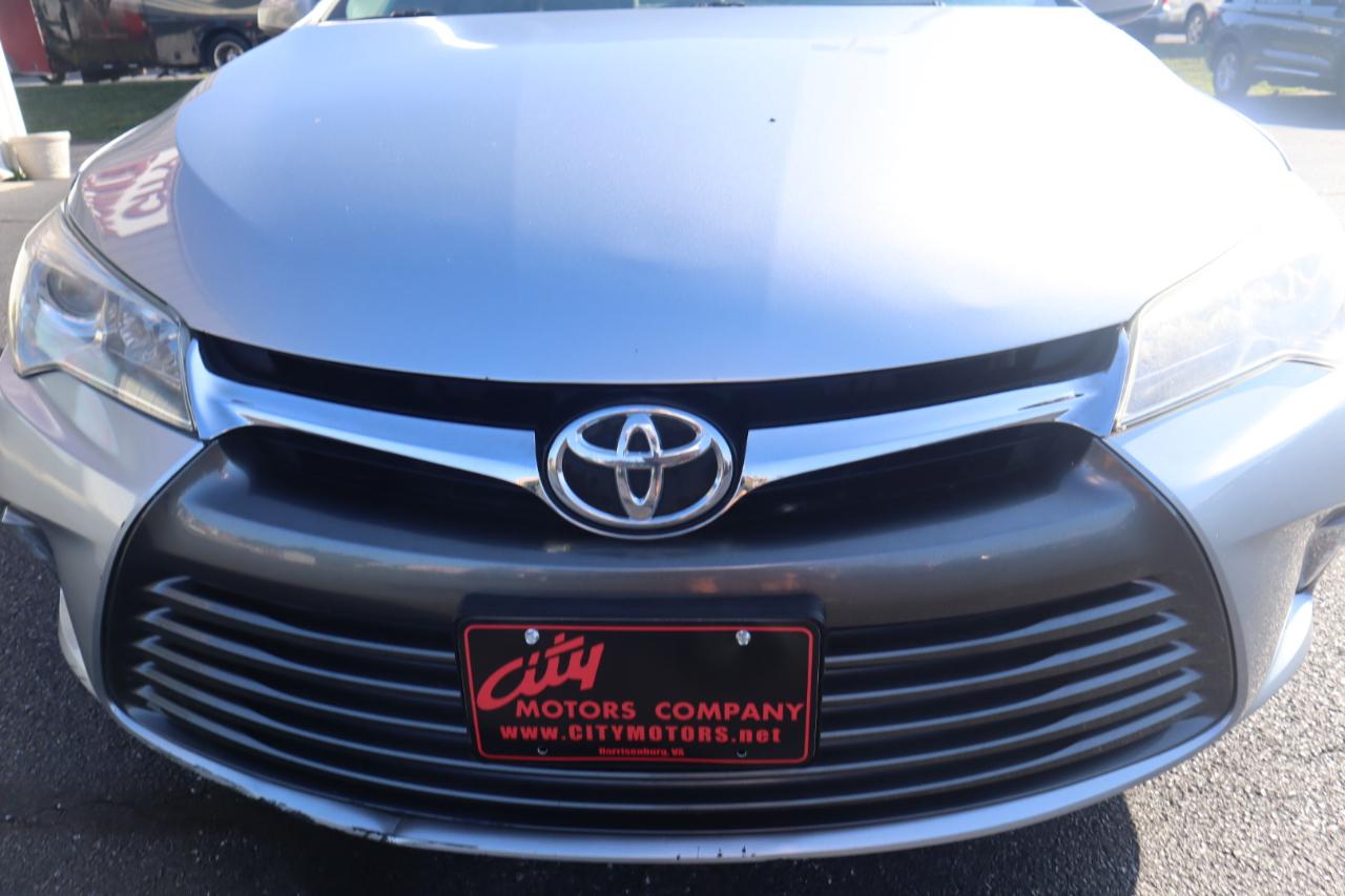 Toyota Camry XLE Auto (Natl) 2017