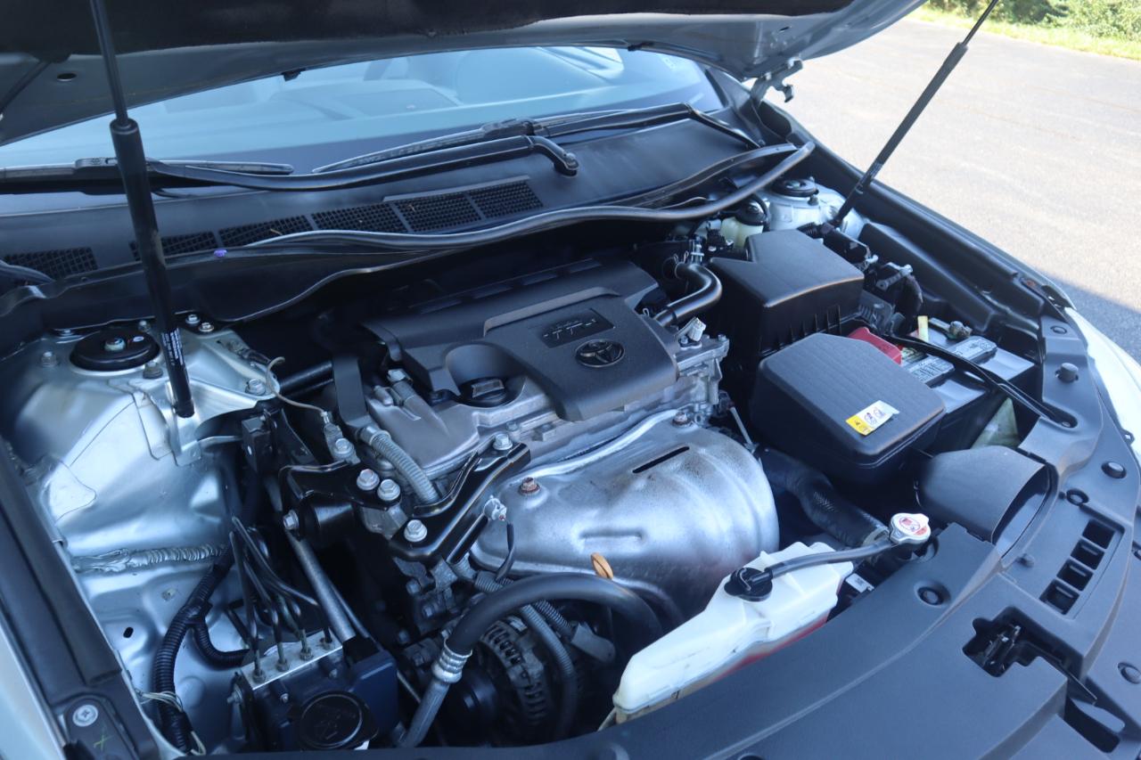 Toyota Camry XLE Auto (Natl) 2017