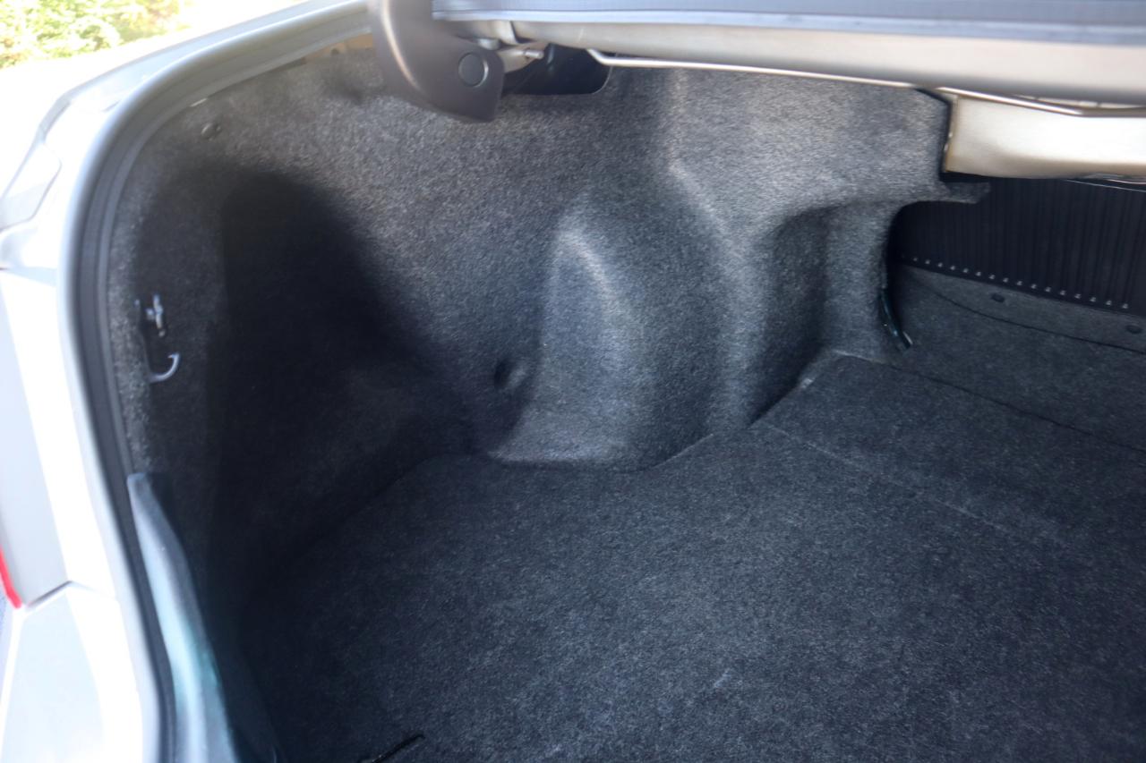 Toyota Camry XLE Auto (Natl) 2017