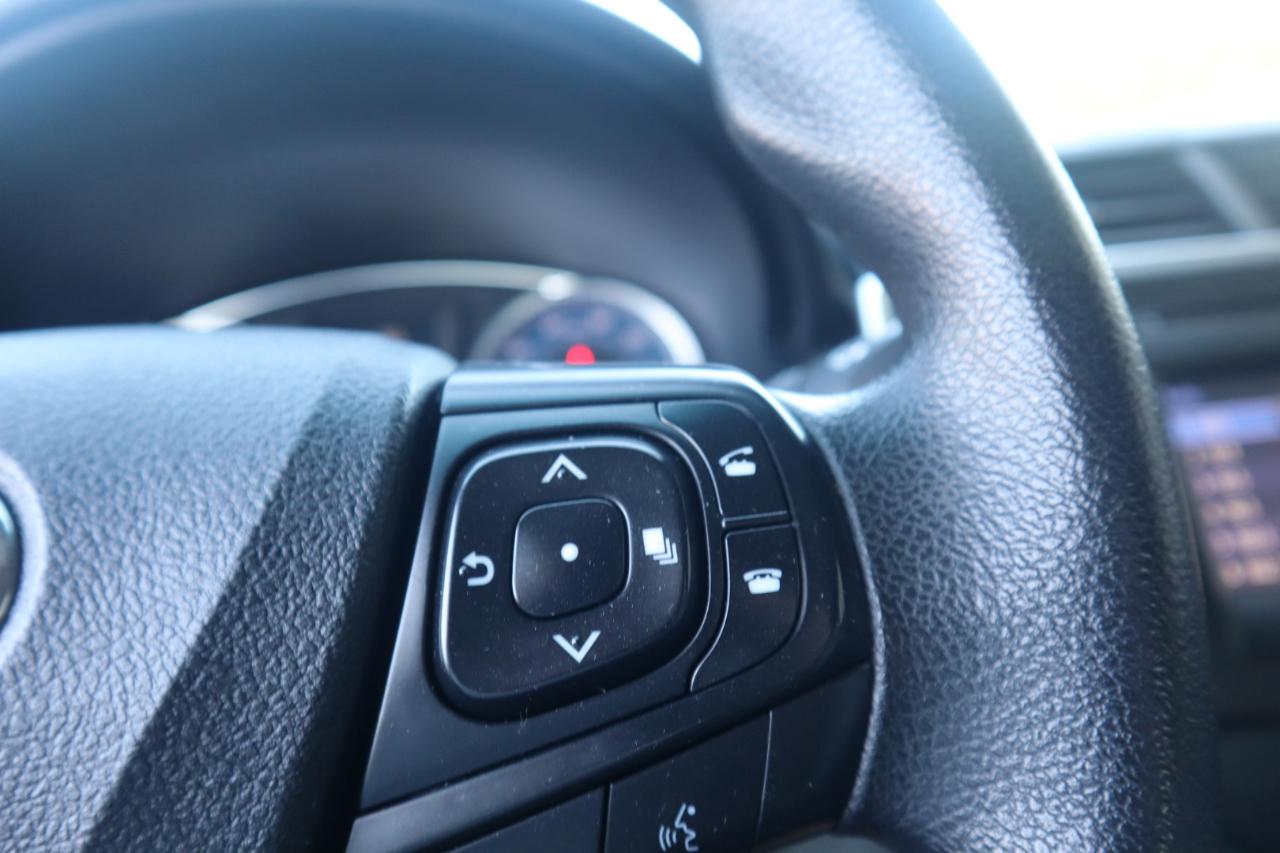 Toyota Camry XLE Auto (Natl) 2017