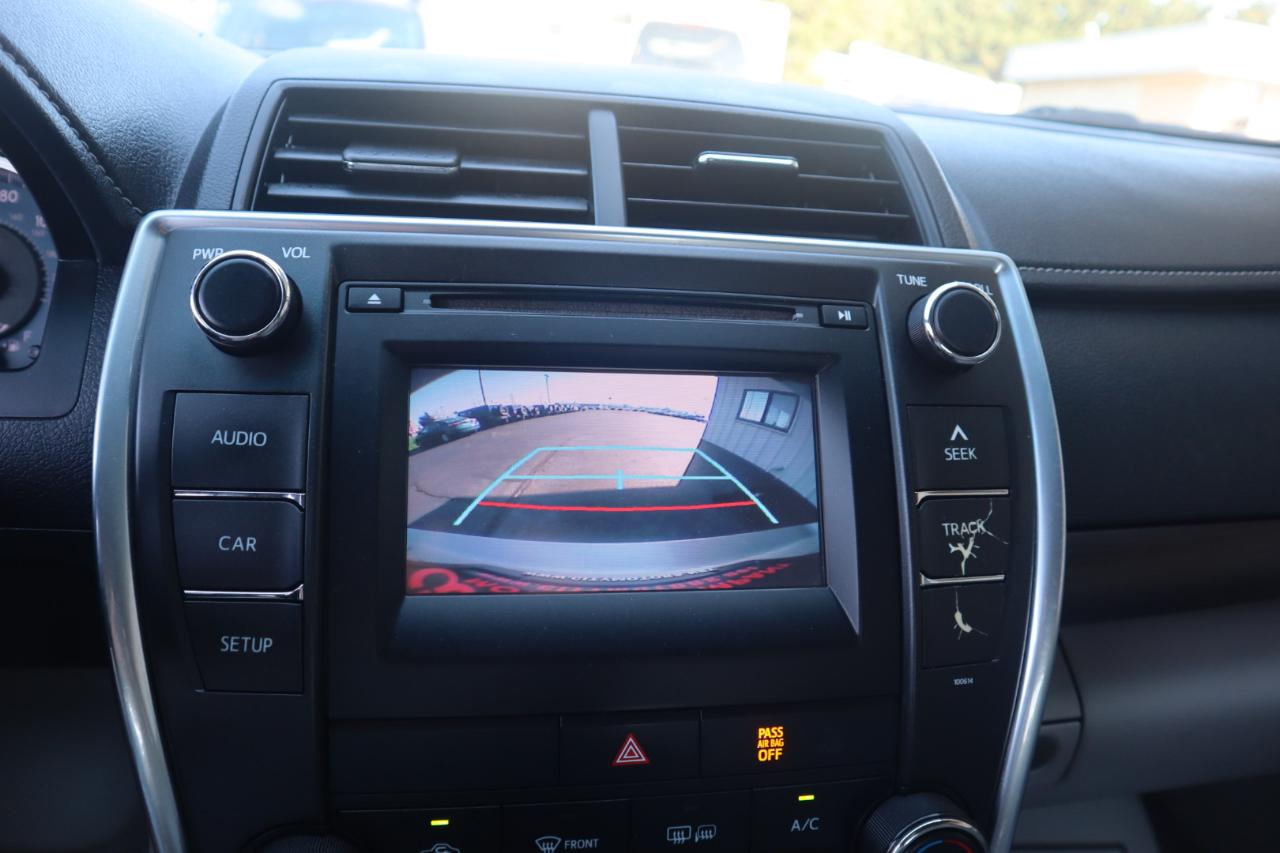 Toyota Camry XLE Auto (Natl) 2017