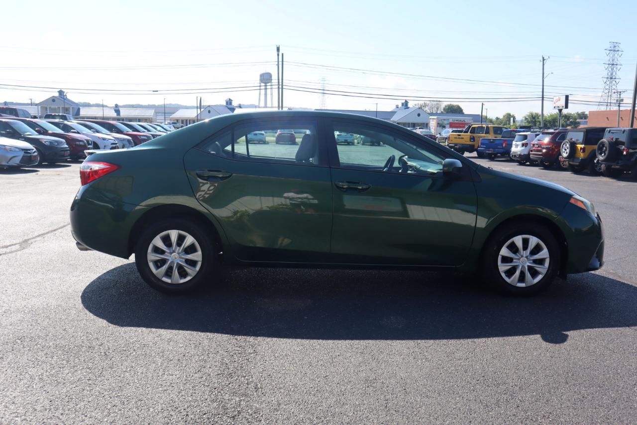 Toyota Corolla 4dr Sdn CVT LE ECO (Natl) 2015