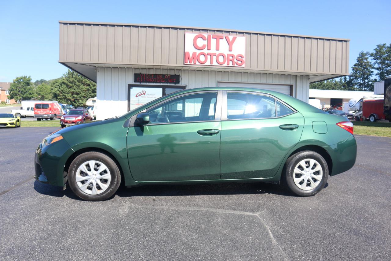 Toyota Corolla 4dr Sdn CVT LE ECO (Natl) 2015