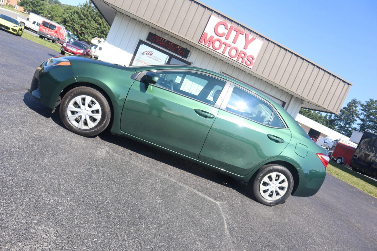 Toyota Corolla 4dr Sdn CVT LE ECO (Natl) 2015