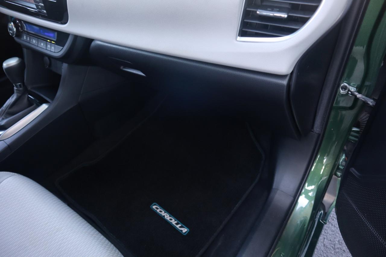 Toyota Corolla 4dr Sdn CVT LE ECO (Natl) 2015