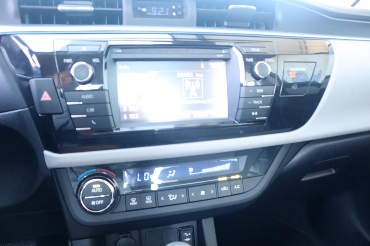 Toyota Corolla 4dr Sdn CVT LE ECO (Natl) 2015