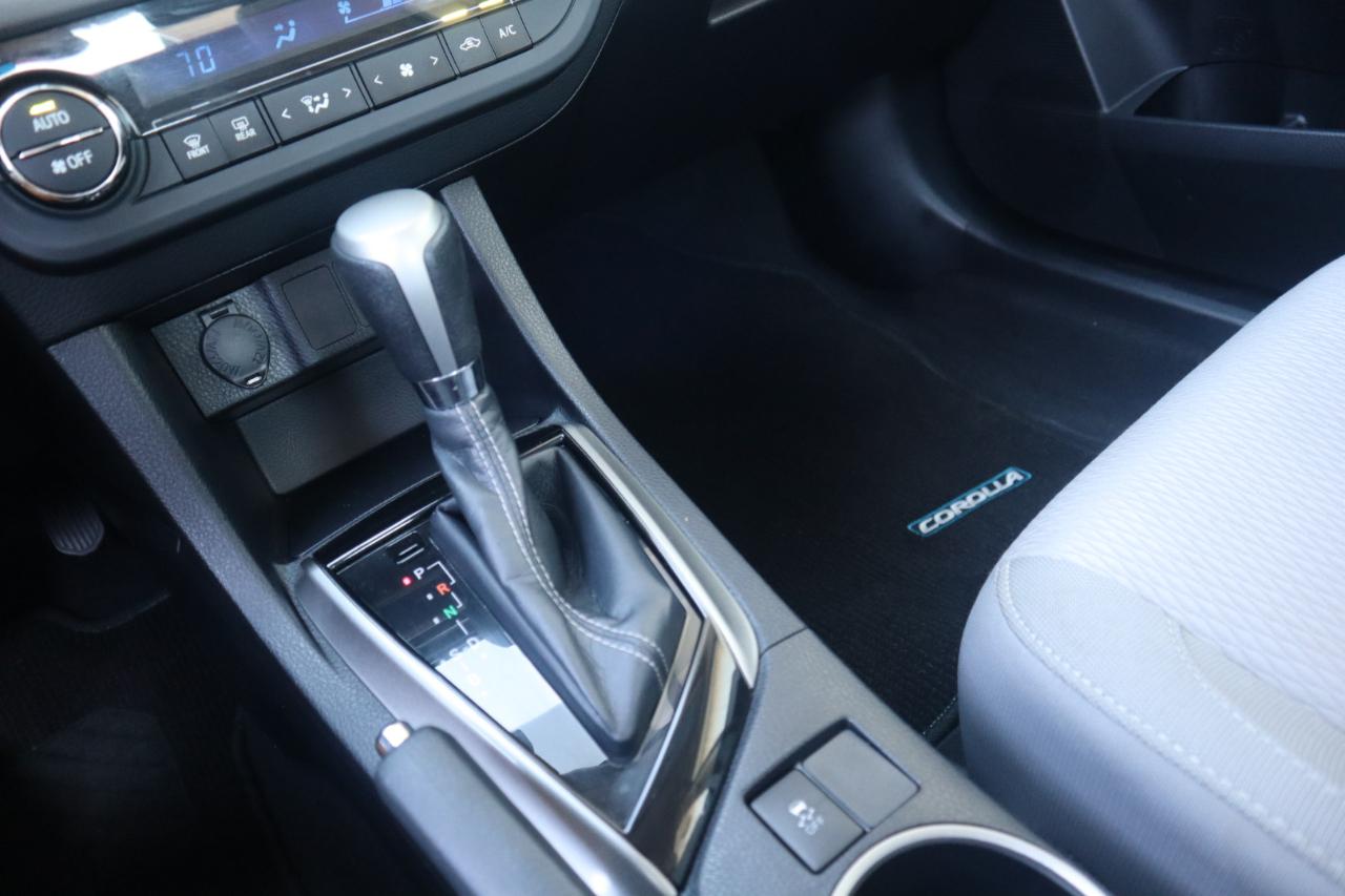 Toyota Corolla 4dr Sdn CVT LE ECO (Natl) 2015