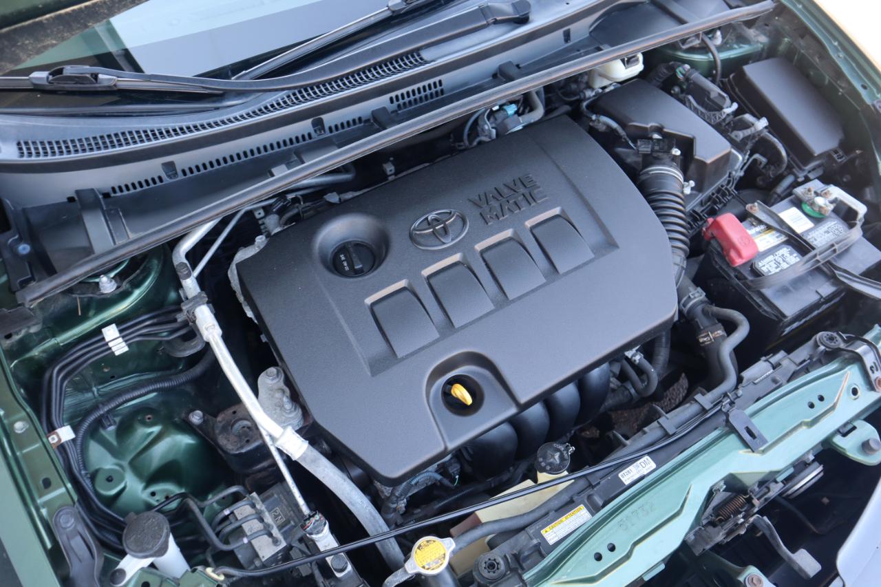 Toyota Corolla 4dr Sdn CVT LE ECO (Natl) 2015