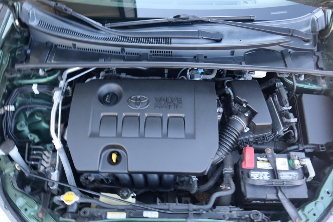 Toyota Corolla 4dr Sdn CVT LE ECO (Natl) 2015