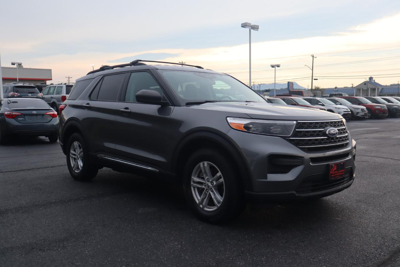 Ford Explorer XLT 4WD 2023