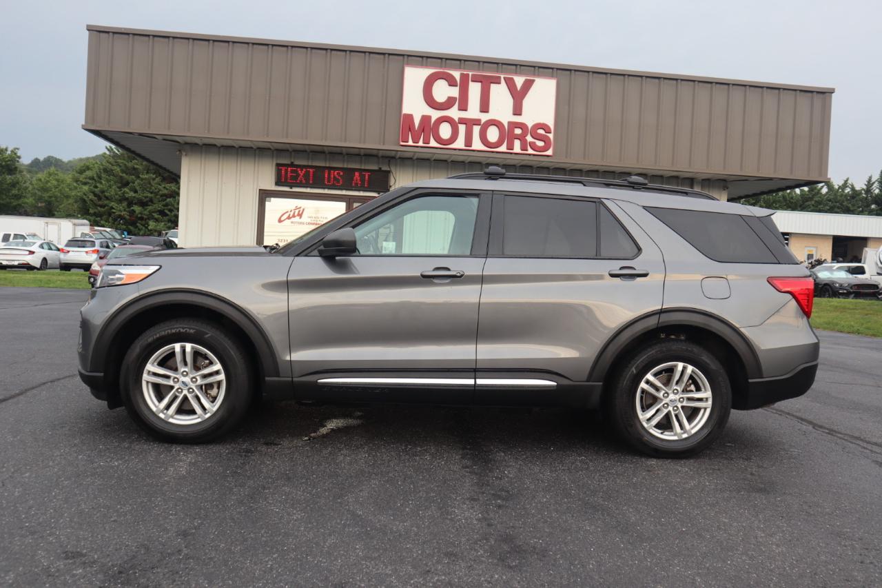 Ford Explorer XLT 4WD 2023