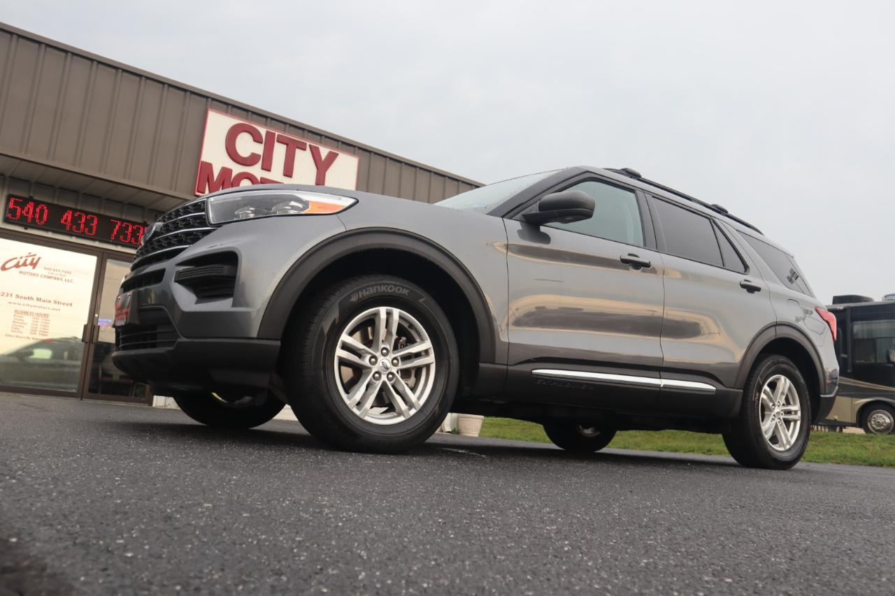 Ford Explorer XLT 4WD 2023