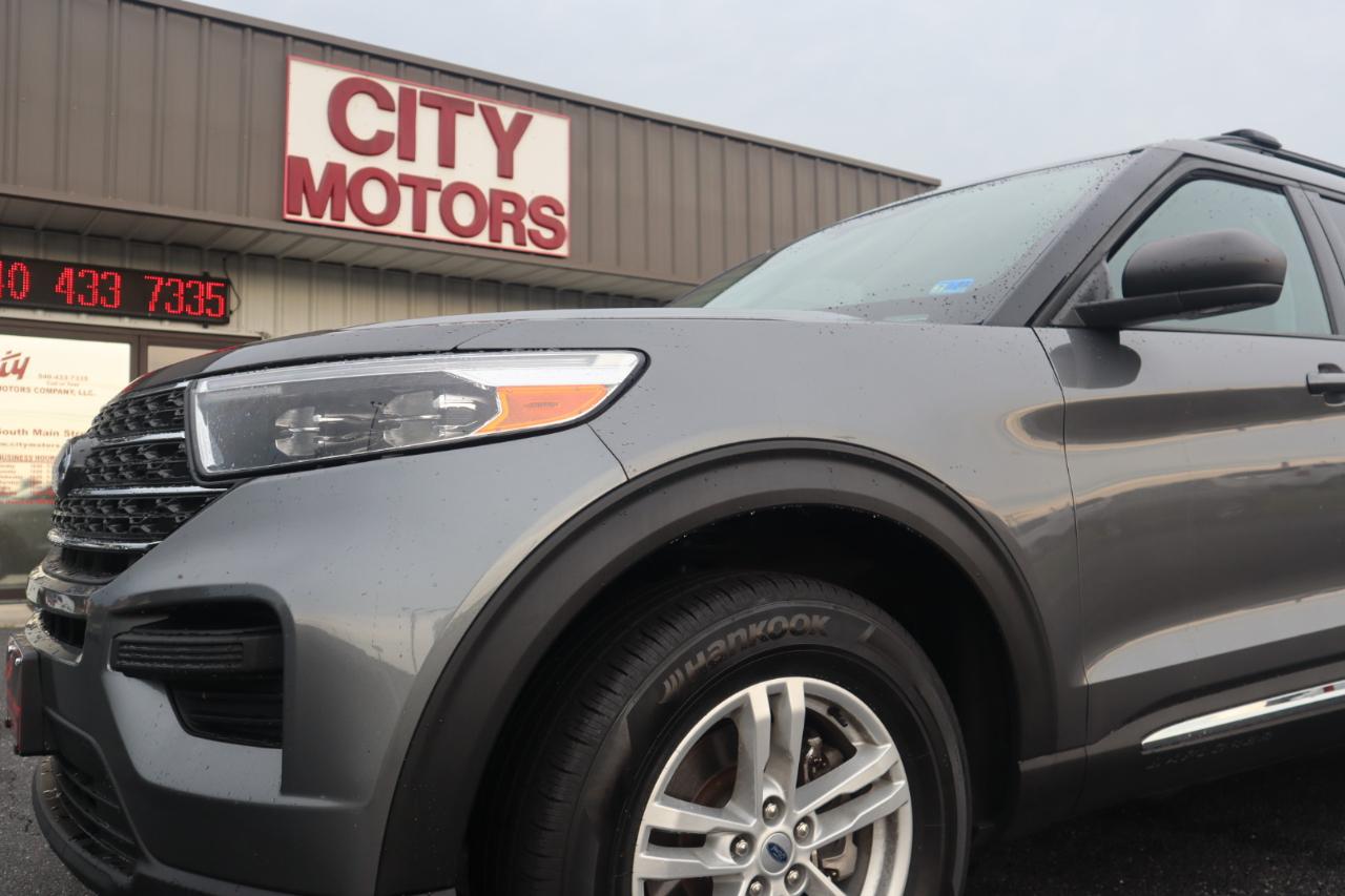Ford Explorer XLT 4WD 2023